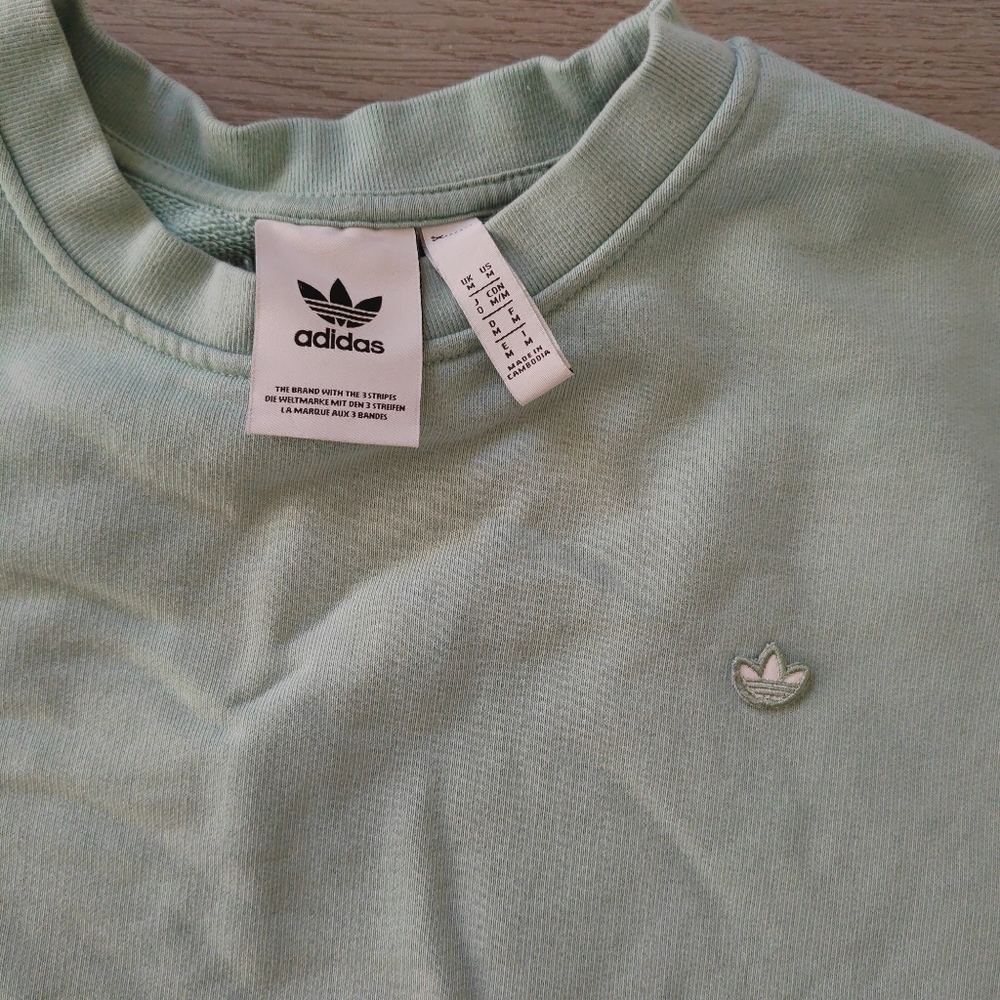 Adidas sweater